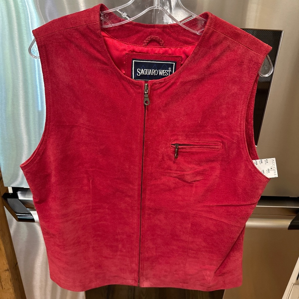 NWT❤️ VINTAGE SAGUARO WEST RED SUEDE ZIP UP VEST SIZE XL